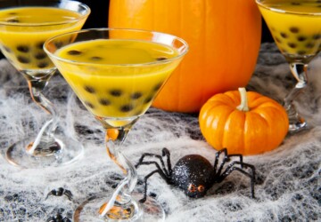 16 Fun and Spooky Halloween Party Drink Recipes and Ideas - recipes, party recipes, Halloween recipes, Halloween Party Food Ideas, halloween drinks, diy Halloween party, diy Halloween