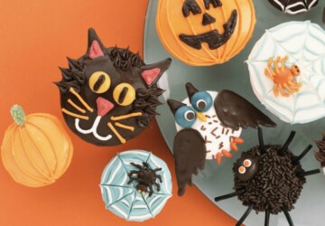 17 Scary and Easy Halloween Cupcakes Recipes and Ideas - Halloween desserts, halloween cupcakes, diy Halloween