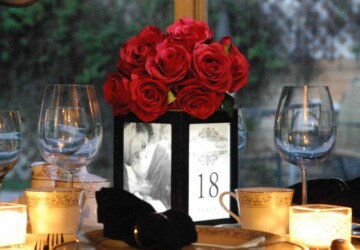 14 Creative DIY Ways to Display Photos at Your Wedding - DIY Wedding Favors, diy wedding decorations, diy wedding