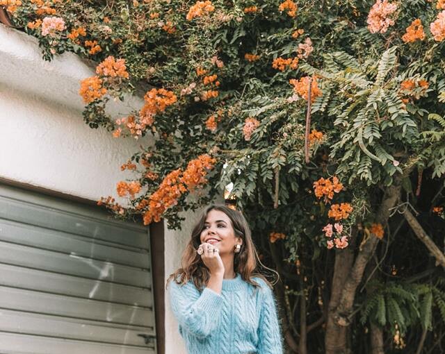 18 Glorious Thanksgiving Outfit Ideas That are Both Comfy and Cute 18 Glorious Thanksgiving Outfit Ideas That are Both Comfy and Cute - thanksgiving outfit ideas, fall outfit ideas, cozy fall outfit ideas, Comfortable outfit