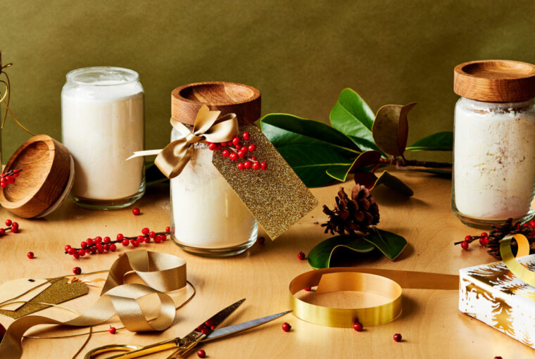 16 Creative and Tasty DIY Edible Christmas Gifts 16 Creative and Tasty DIY Edible Christmas Gifts - DIY Edible Christmas Gifts, diy christmas gifts for kids, DIY Christmas Gifts, Christmas treats, Christmas gifts ideas