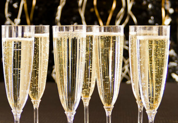 15 Fun DIY New Year's Eve Party Ideas for Food and Decorations - New Year's Party Ideas, New Year Cocktails, new year celebration, DIY New Year's Eve Party Ideas, Diy New Year's Eve party decorations, Celebrate The New Year