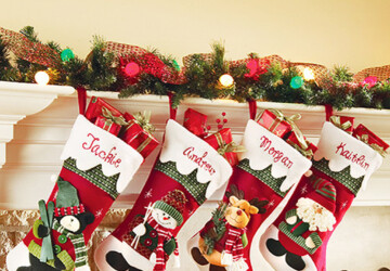 18 Crafty DIY Christmas Stocking Ideas - DIY Christmas Stocking Ideas, diy christmas decor projects, diy christmas decor, Diy Christmas