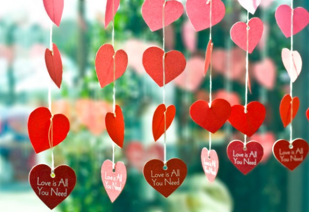 18 Lovely DIY Valentine’s Day Home Decor Ideas - DIY Valentine’s Day Home Decor Ideas, diy Valentine's day ideas, diy Valentine's day decorations, diy Valentine's day