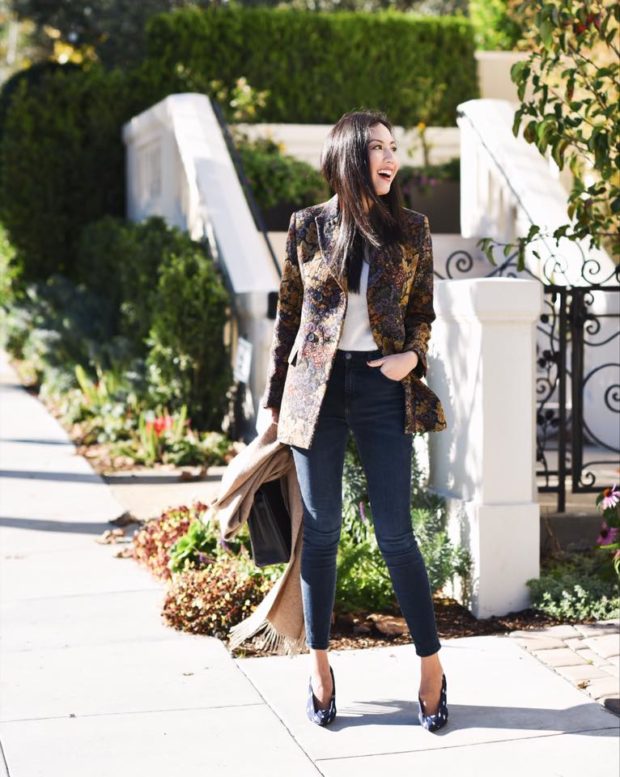 9to5chic.com