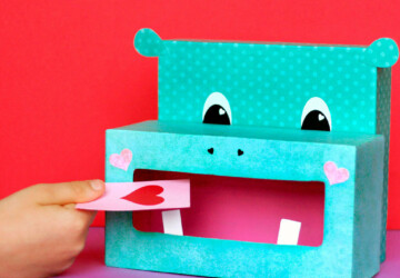 15 Adorable DIY Valentine Box Ideas - diy Valentine's day party, diy Valentine's day ideas, diy Valentine's day gifts for kids, diy Valentine Boxes, DIY Valentine Box Ideas