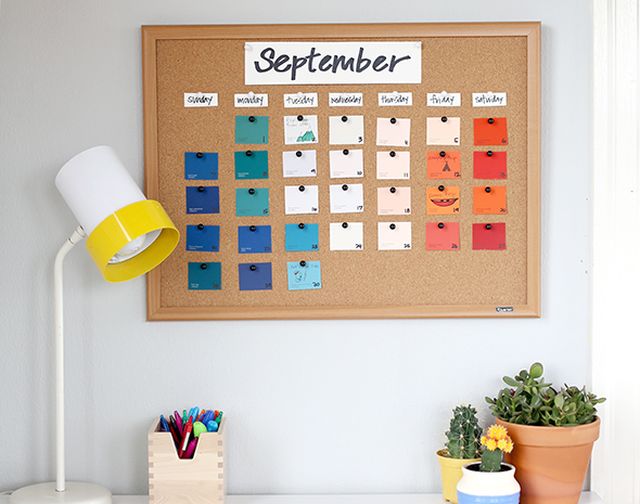 17 DIY Calendar Ideas To Start The New Year Organized - diy organization projects, DIY Organization Ideas, diy organization hacks, DIY Calendar