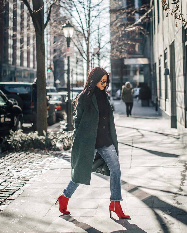 casual jean outfits for winter