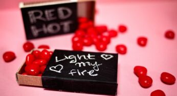 16 Creative DIY Cheesy Valentine Ideas