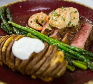 14 Romantic Dinner Recipes for Valentine's Day - Valentine's day recipes, Valentine's Day dinner, Valentine's day, dinner recipes