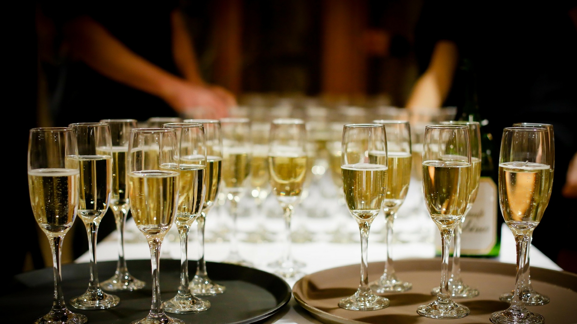 How to Uncork a Champagne Bottle Using Champagne Saber?