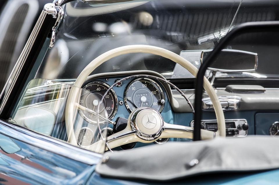 How Does a Car Water Pump Work?