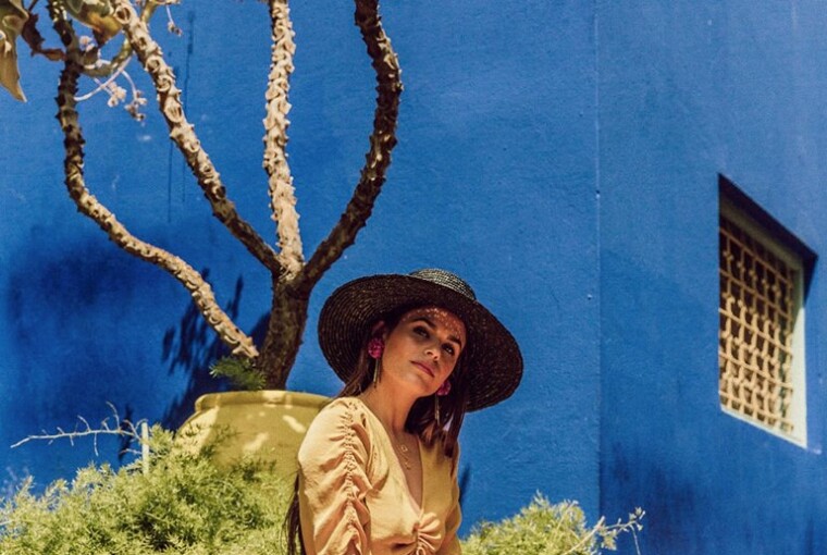 Casual Spring Outfits: 18 Ideas What to Wear With Jeans and Skirts Casual Spring Outfits: 18 Ideas What to Wear With Jeans and Skirts - spring stripes outfit ideas, spring street style, casual spring outfits, casual spring combinations, casual outfit ideas, casual outfit