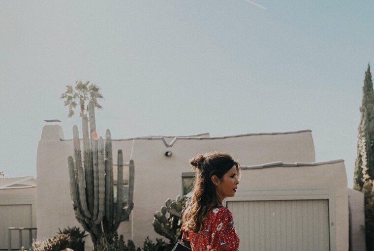 18 Floral Maxi Dresses to Wear this Spring and Summer 18 Floral Maxi Dresses to Wear this Spring and Summer - summer maxi dress outfit, Maxi Dresses, maxi dress outfit ideas, how to style maxi dress, Floral Maxi Dresses, Floral Maxi Dress outfits, Floral Maxi Dress, floral dresses