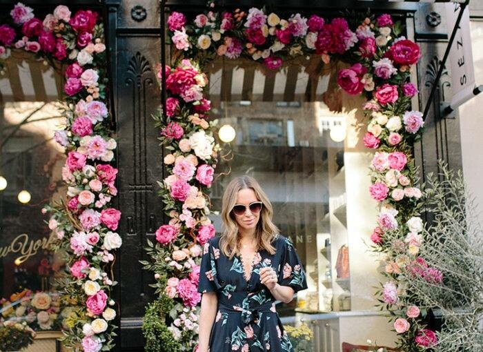 15 Lovely Midi Dress Outfit Ideas 15 Lovely Midi Dress Outfit Ideas - spring midi dress, midi outfit, midi dress outfit ideas, midi dress