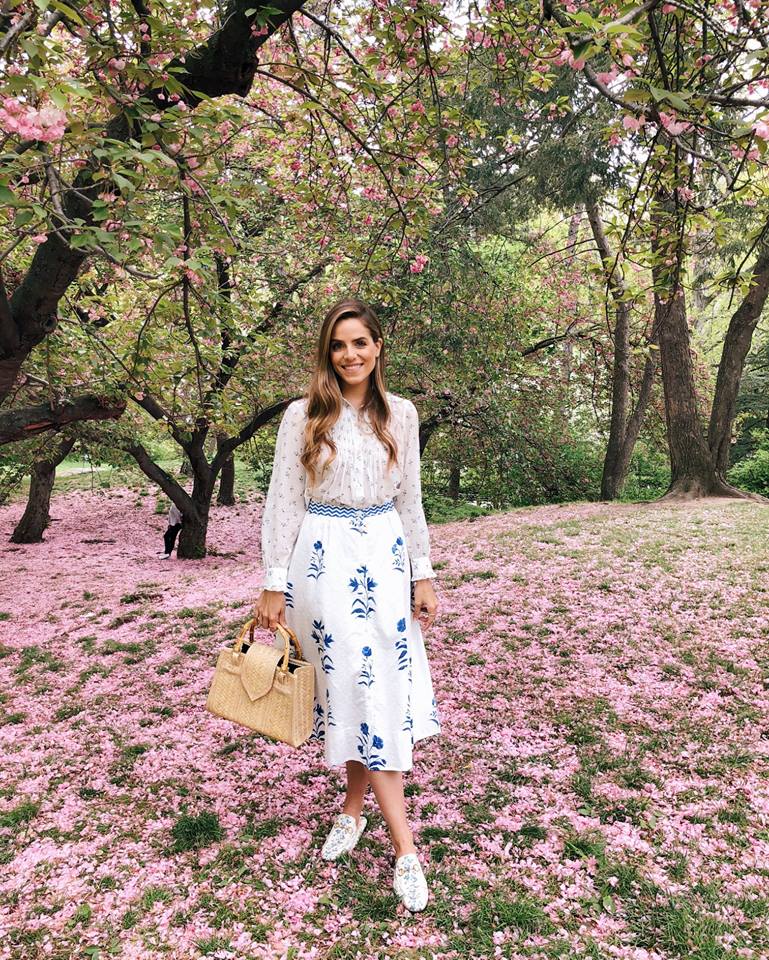 15 Outfits Perfect For The Spring-To-Summer Transition (Part 1)