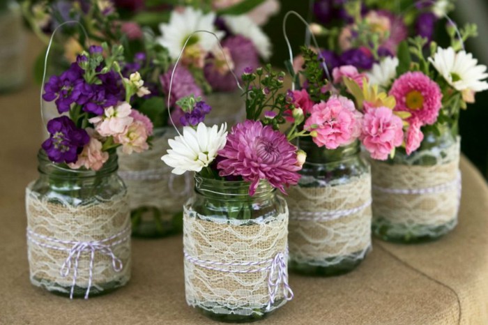 Summer Floral Home Decor: 15 DIY Vase Ideas (Part 1) - vase design, flower vase, DIY Vases, DIY Vase, diy mason jar vase