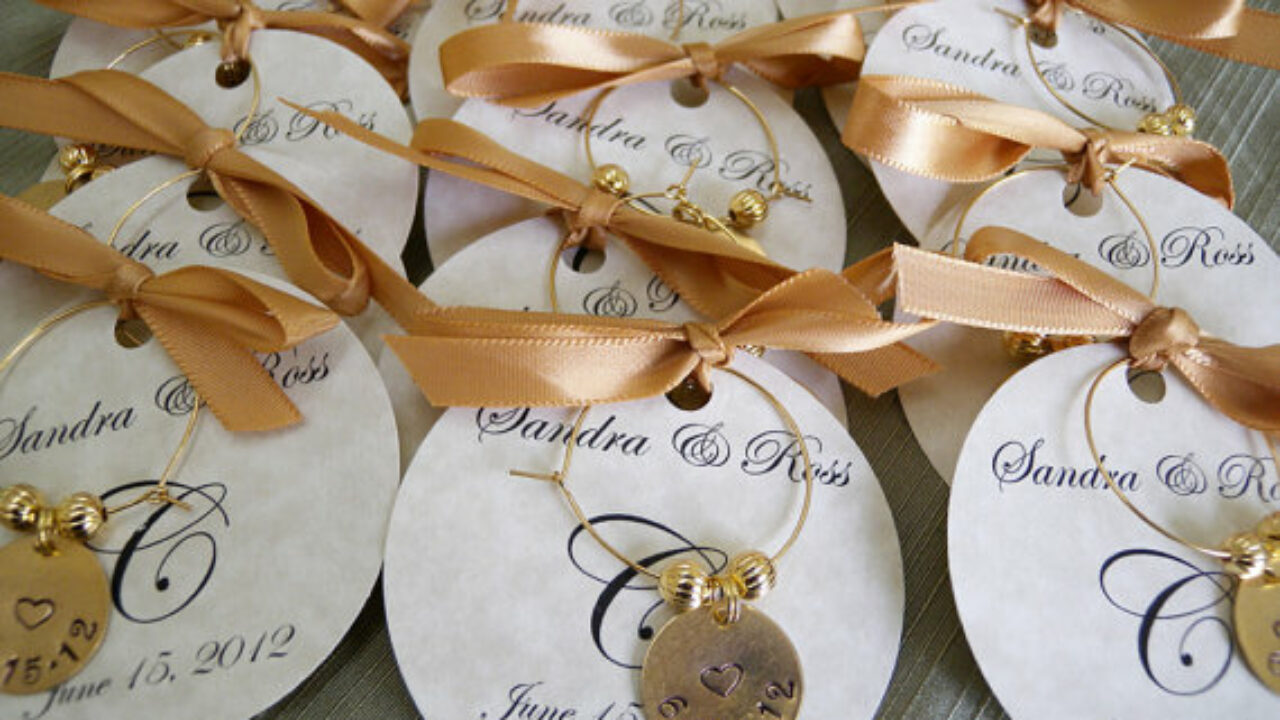 Bridesmaid And Groomsmen Gifts Ideas