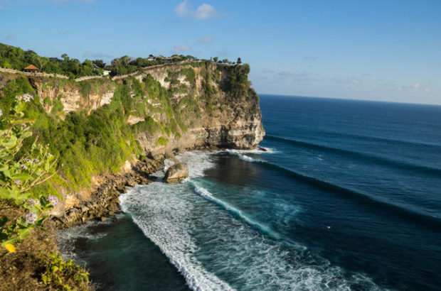 Bali, Beautiful Bali - uluwatu cliff temples, ulun danu temple, travel, tips, tegenungan waterfall, seminyak, nasa dua, kuta, gili islands, bali