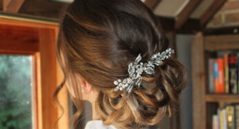 25 Loose Wedding Updos for Brides