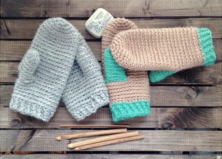 15 Warm and Snuggly Crochet Mitten Patterns 15 Warm and Snuggly Crochet Mitten Patterns - Knit and Crochet Projects for Your Cat, diy Crochet Mitten, diy crochet, crochet pattern, Crochet Mitten Patterns, Crochet Mitten Pattern, Crochet Mitten
