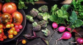 An Alkaline Diet Has Pros, but There Is No Proof You Can Change Your pH Level