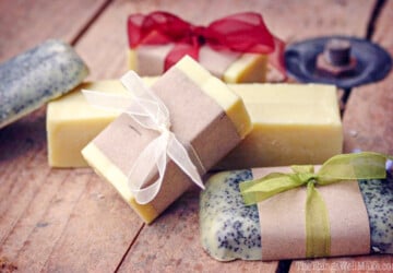 15 Basic and Easy Homemade Soap Making Recipes - Homemade Soap, homemade cosmetics, DIY Soap Recipes, DIY Soap, diy beauty products