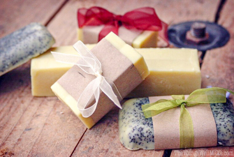 15 Basic and Easy Homemade Soap Making Recipes - Homemade Soap, homemade cosmetics, DIY Soap Recipes, DIY Soap, diy beauty products