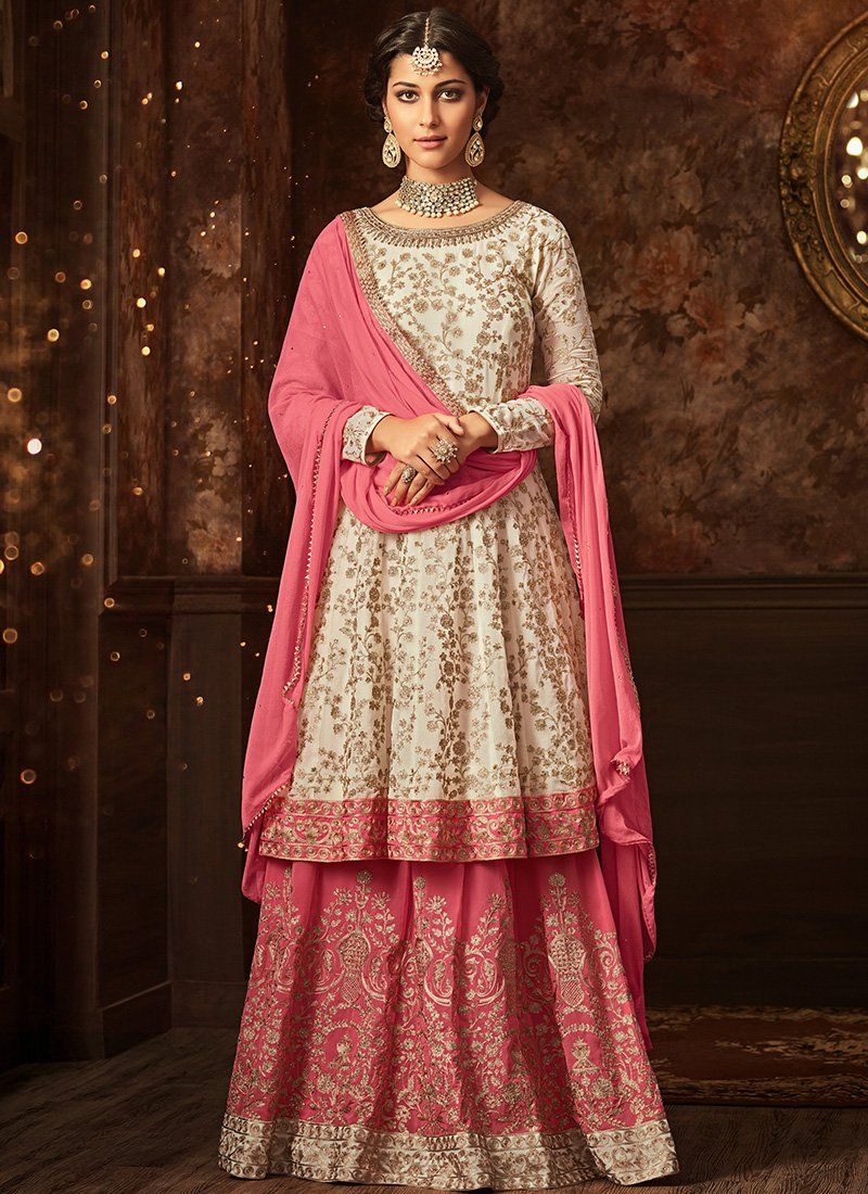 15 Mesmerizing Sharara Suits For Your Indian Wedding