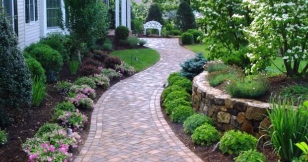 5 Reasons Landscaping Matters to Your Home - outdoors, landscaping, home, frontyard, backyard