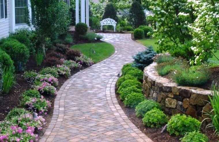 5 Reasons Landscaping Matters to Your Home - outdoors, landscaping, home, frontyard, backyard