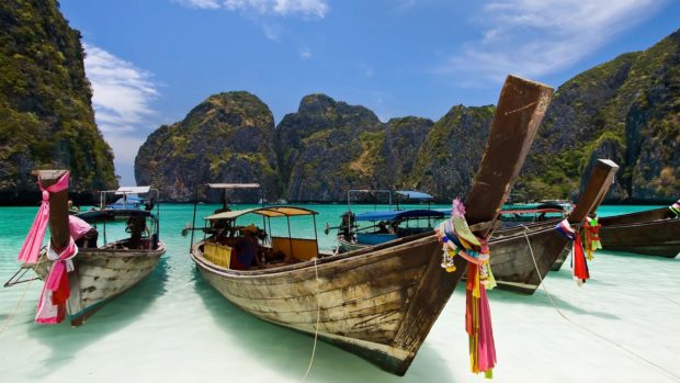 5 Benefits of Working in a Tropical Location - Work, value, thailand, new life, new friends, new colleagues, monuments, money, live, Lifestyle, culture