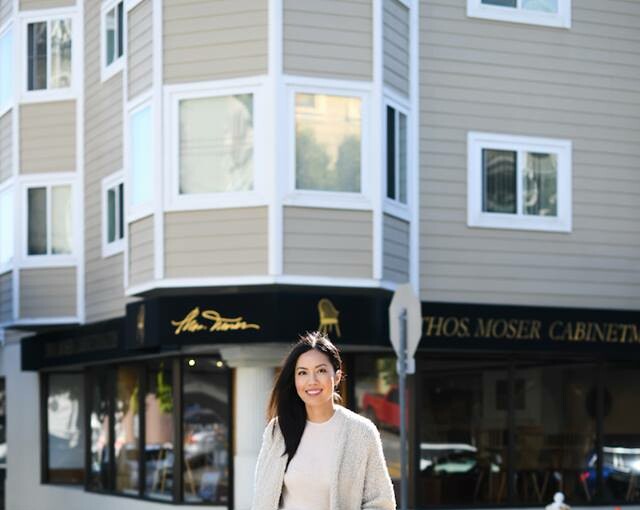 15 Elegant Coat and Classic Pumps Outfit Combinations 15 Elegant Coat and Classic Pumps Outfit Combinations - pumps shoes, fall work outfit ideas, Fall Fashion Inspiration, fall fashion, elegant look