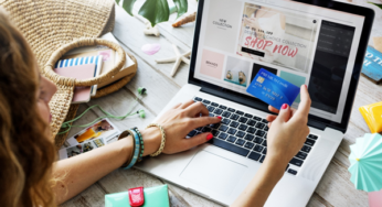 Top Six Benefits of Purchasing Garments from Online Clothing Portals