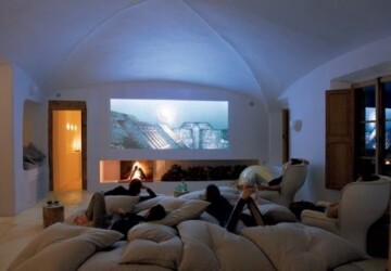 Turn Any Spare Room Into A Home Theater With These 5 Steps - Spare Room, room ideas, home theater, home cinema, cinema