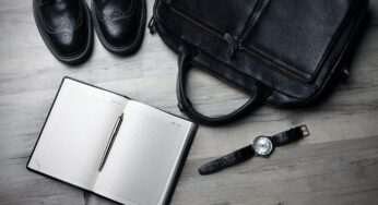 How to Style a Men’s Overnight Leather Bag