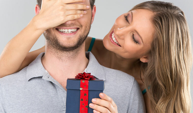 4 Grooming Items To Gift Your Husband This Year - surprise, shaver, husband, hair products, gift, beard trimmer