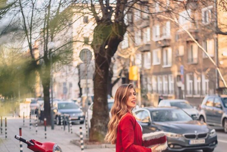 Upgrade Your Winter Wardrobe: 15 Effortless Ways to Wear Red - winter red outfit ideas, winter red, red outfit, red, coat winter outfit ideas, casual winter outfits
