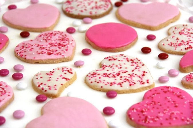 16 Cute Cookie Recipes for Valentine's Day - Valentine's day desserts, Valentine's day cookies, diy Valentine's day, Cookie Recipes for Valentine's Day