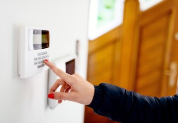 4 Tips to Selecting a Home Security System - security, Home Security System, home, alarm