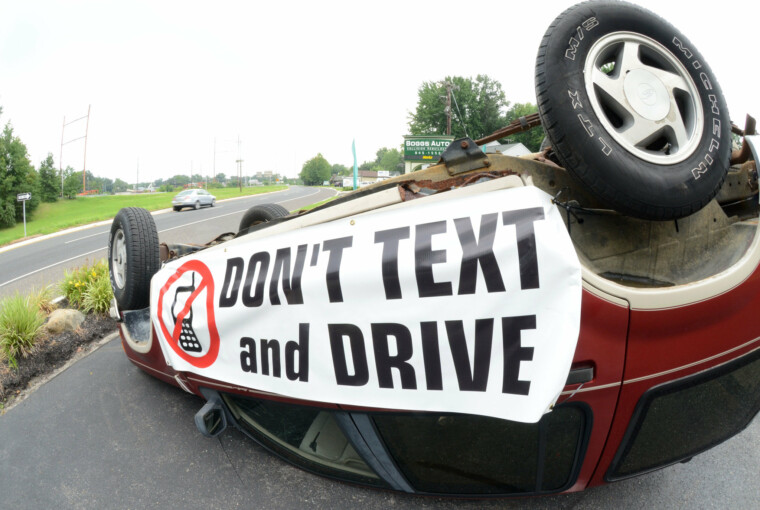 The Top 4 Ways to Prevent Car Accidents Due to Distracted Driving The Top 4 Ways to Prevent Car Accidents Due to Distracted Driving - prevent, education, distracted driving, car accident, car