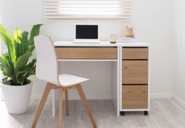 15 DIY Desks That Really Work For Your Home Office - Home Office Design, Home office, diy home office, DIY Desks, DIY Desk Organizers, DIY Desk