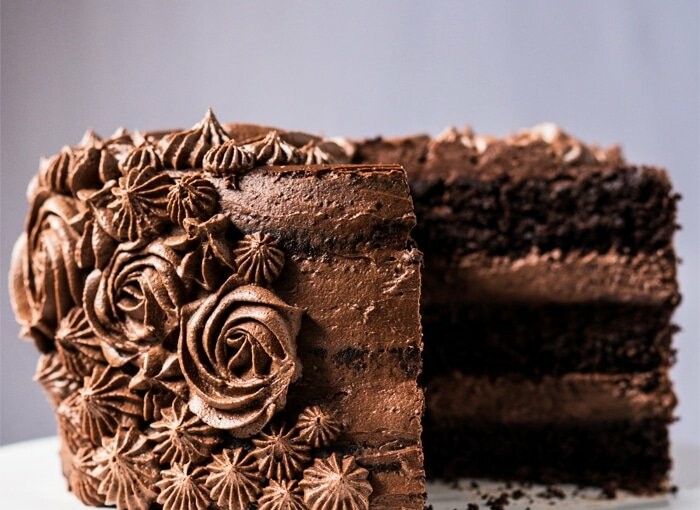 15 Keto Chocolate Desserts That'll Satisfy Your Sweet Tooth 15 Keto Chocolate Desserts That'll Satisfy Your Sweet Tooth - keto recipes, Keto Desserts, Keto Chocolate Desserts, Keto Chocolate