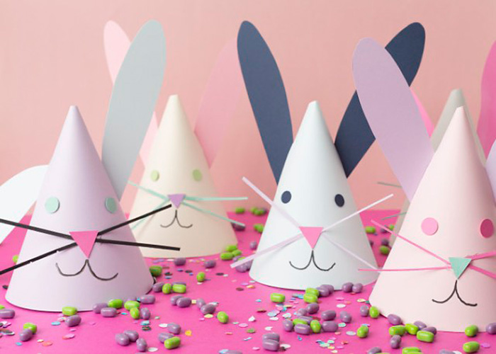 15 Cute and Fun Easter Crafts for Kids (Part 3) - Easter Crafts for Kids, Easter Crafts for Kid, Easter crafts, DIY Easter Decor Projects, DIY Easter Carrot Decorations, diy Easter