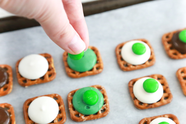 15 Ideas for Sweet St Patrick’s Day Treats 15 Ideas for Sweet St Patrick’s Day Treats - Sweet St Patrick’s Day Treats, St. Patrick's Day Desserts, St. Patrick's Day, St Patrick’s Day Treats, Cute and Tasty St. Patrick’s Day Dessert Ideas