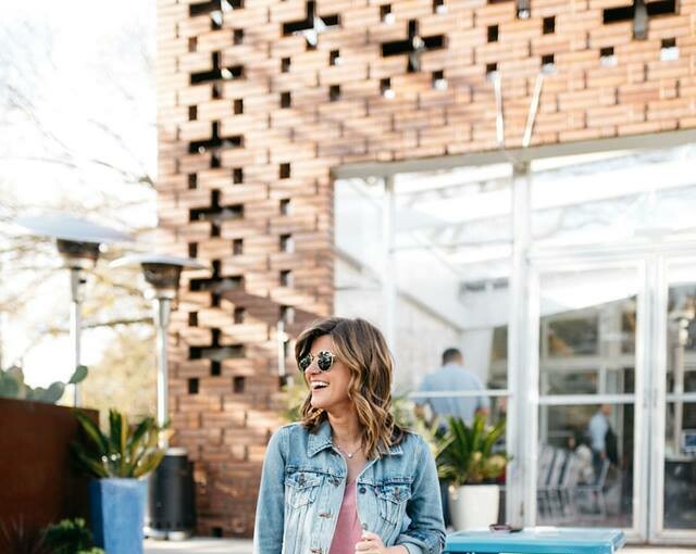 Cutest 15 Spring Outfit Ideas for 2019 Cutest 15 Spring Outfit Ideas for 2019 - Spring Outfit Ideas to Copy Right Now, spring outfit ideas, spring outfit idea, Early Spring Outfit Ideas