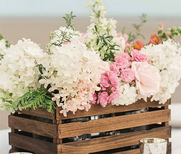Floral DIYs That'll Get You Pumped for Spring - DIY Flower Pot Ideas, DIY Floral Home Decor Project, DIY Floral Home Decor, DIY Floral