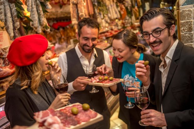 Food Tours Gaining More Popularity Among Foodies - travel, tour, food