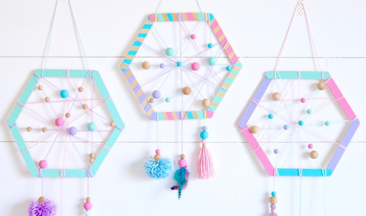 15 Awesome DIY Dreamcatcher Tutorials (Part 2) 15 Awesome DIY Dreamcatcher Tutorials (Part 2) - Handmade and DIY Dreamcatchers, DIY Dreamcatcher Tutorials, DIY Dreamcatcher