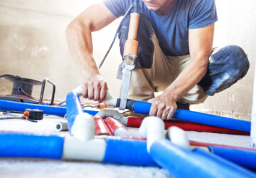 6 Reasons to Hire a Professional Plumbing Service - professional, plumbing, improvement, home